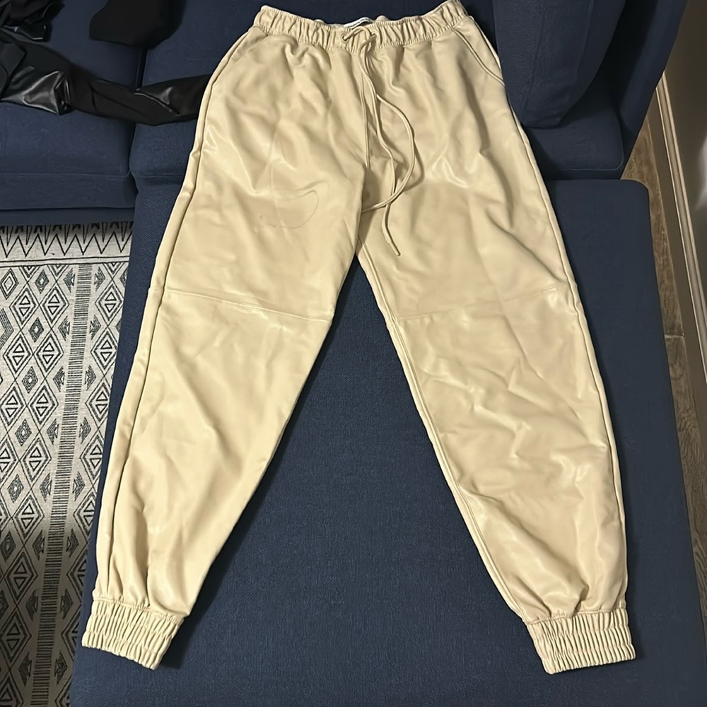 Abercrombie & Fitch Vegan Leather pants size S.